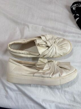 MIA Cream Slip-On Bow Mules